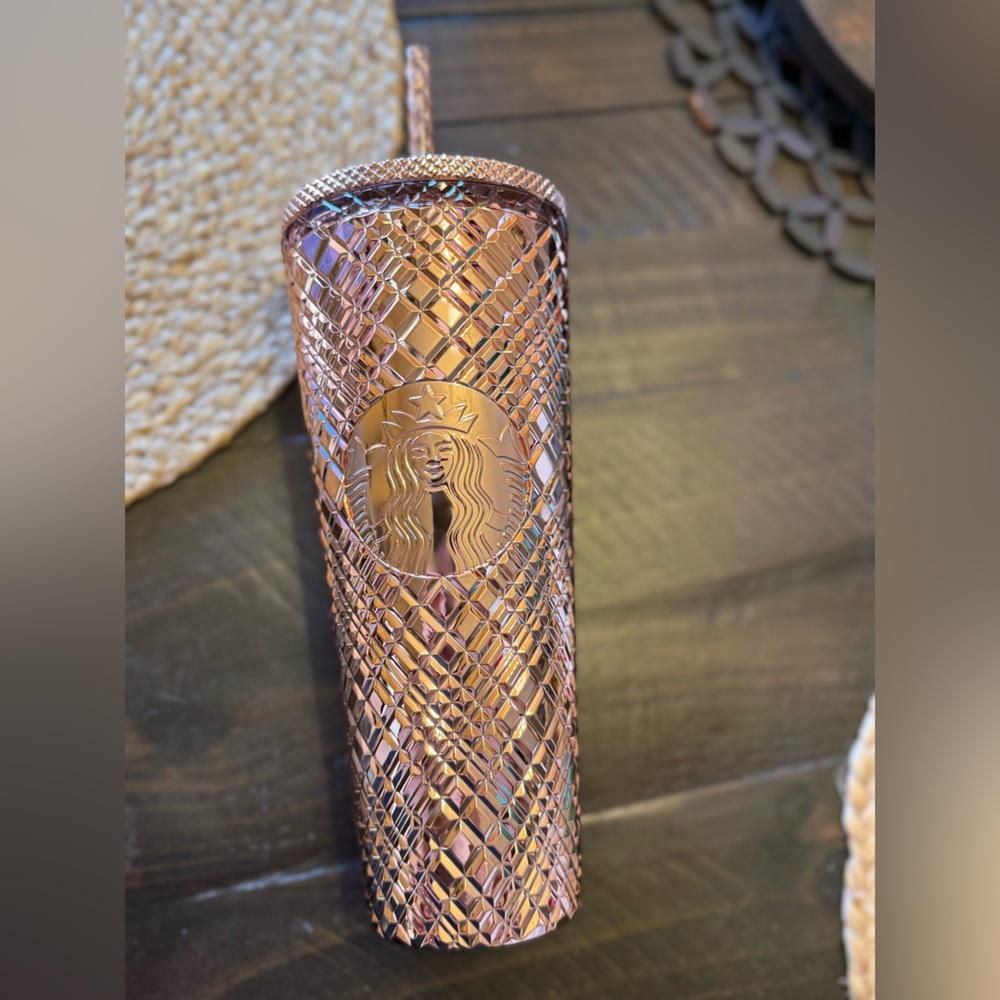 Starbucks Rose Gold Diamond-Textured Tumbler with Straw